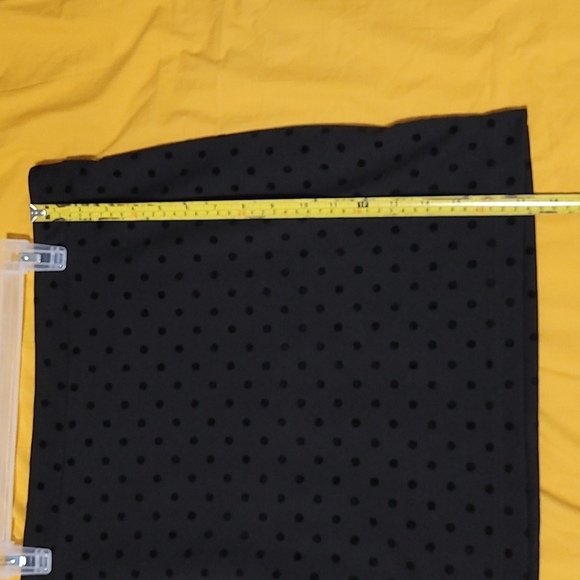 Cute dotted skirt - Picture 9 of 10